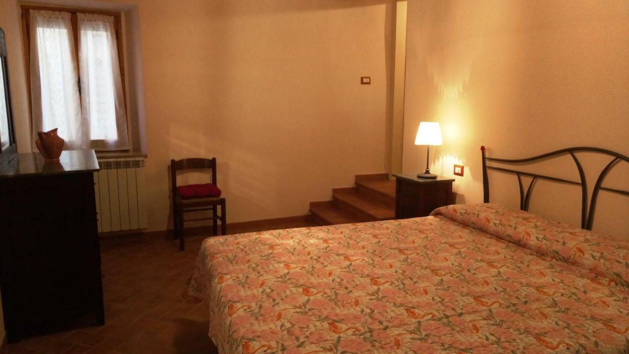 Relax Nel Tufo Apartment Pitigliano Luaran gambar